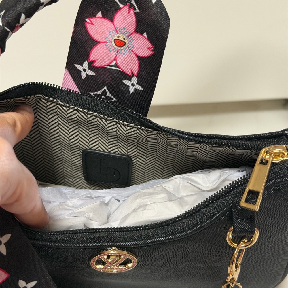 🔥Elegant Black Shoulder Bag with Pink Floral Accent WITH AUTHENTIC LV CHARM🔥 - Picture 3 of 6